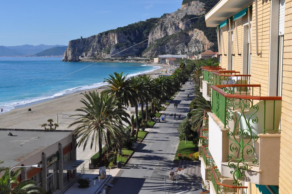 Hotel Boncardo Finale Ligure Exterior photo