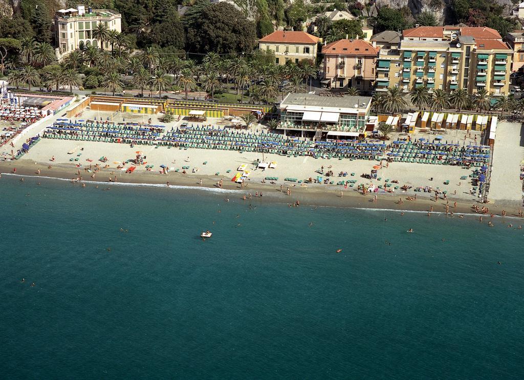 Hotel Boncardo Finale Ligure Exterior photo